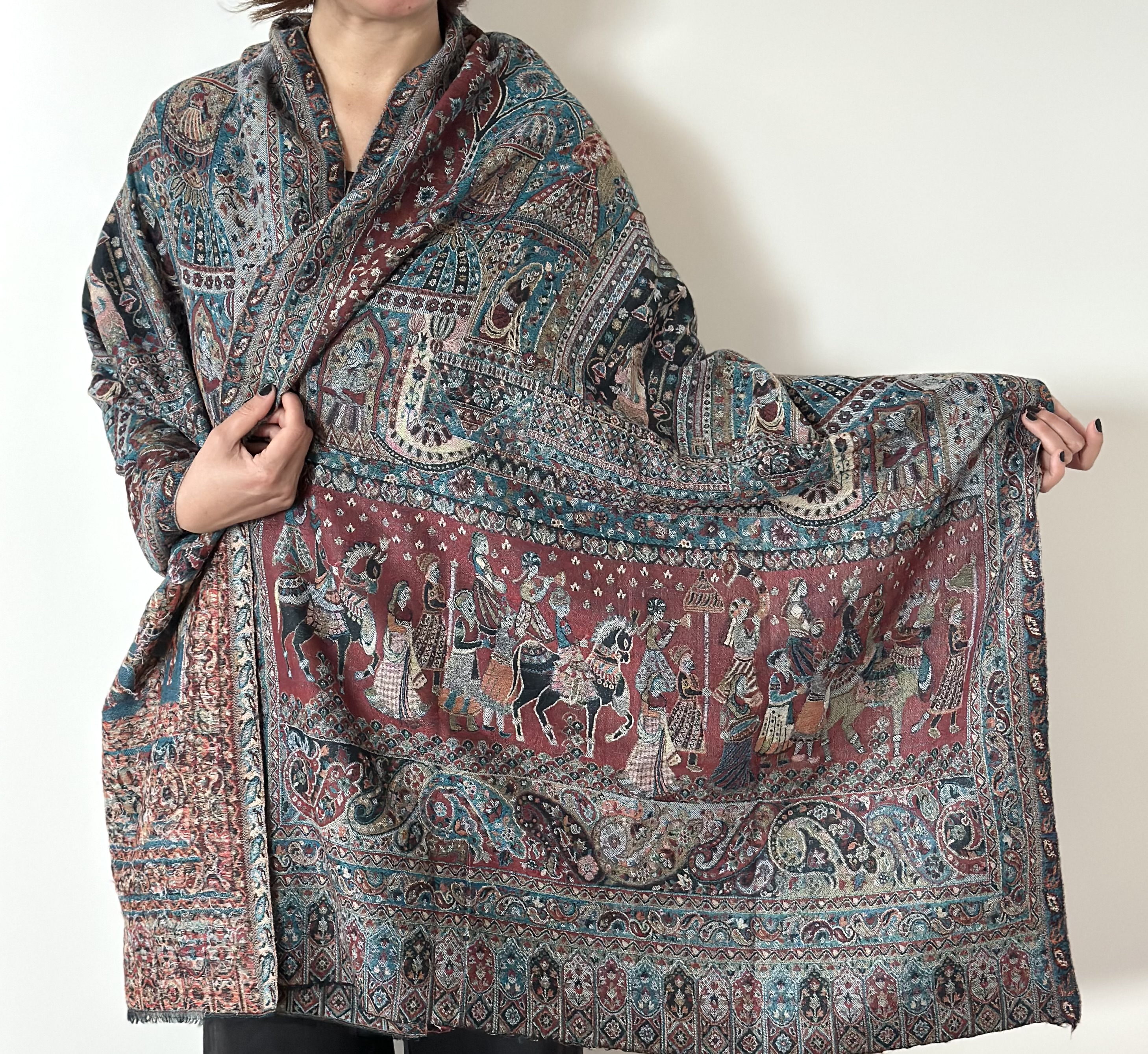 Classic Cashmere Printed Shawl